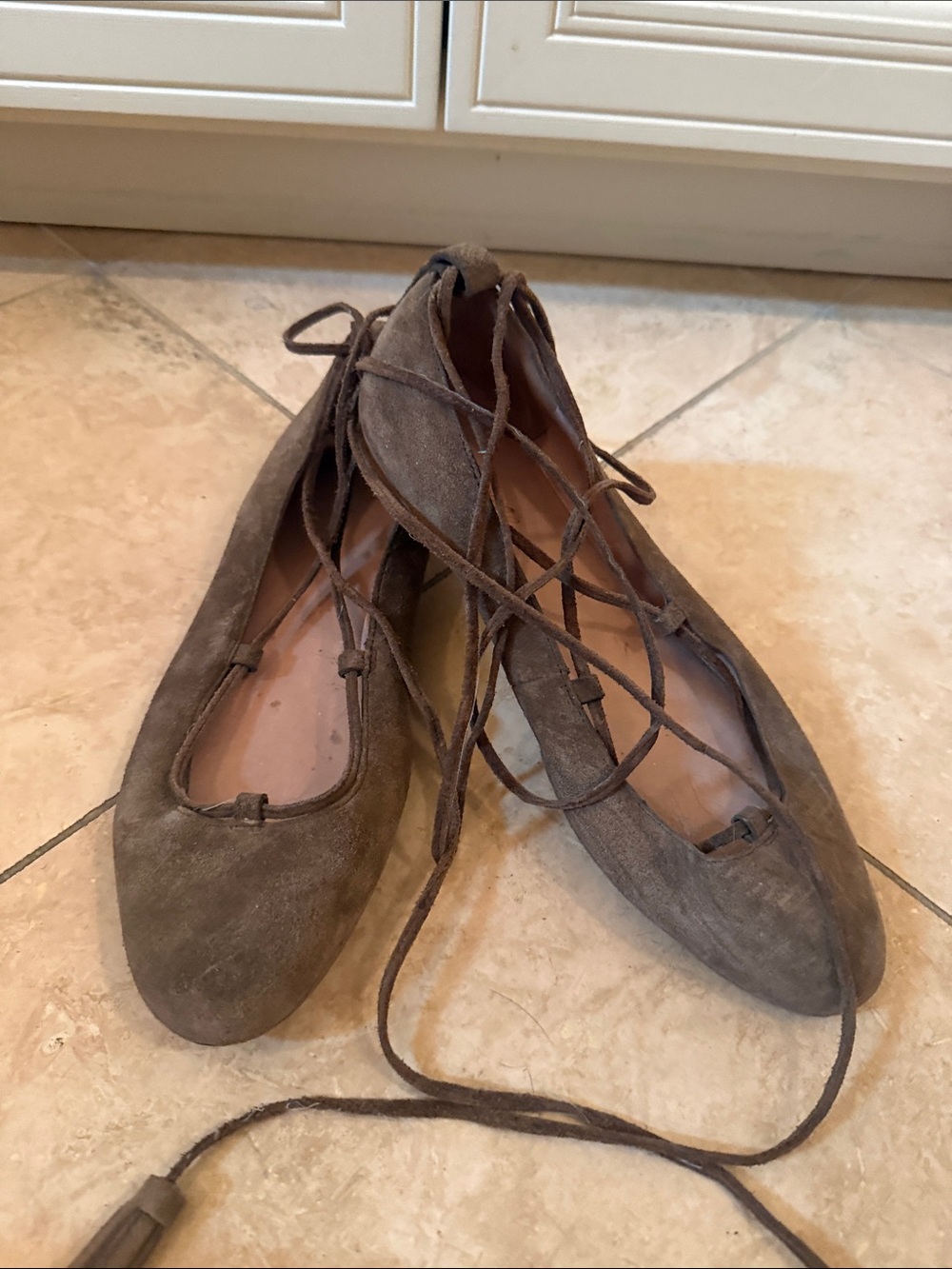 Women’s Lace-Up Suede Ballet Flats in Olive Suede